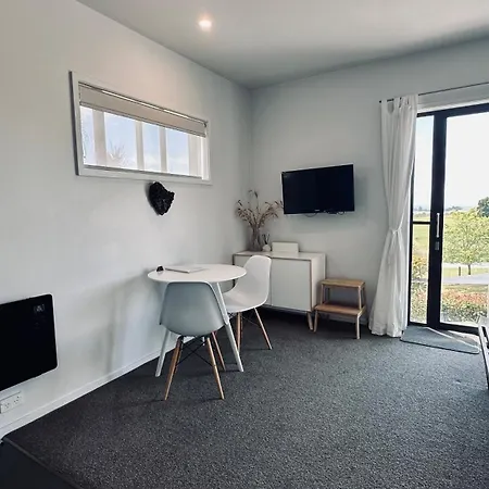 Tasman View Accommodation Lower Moutere Room photo