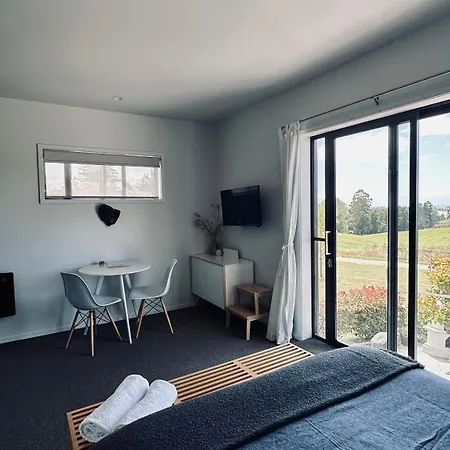 Tasman View Accommodation Lower Moutere Room photo