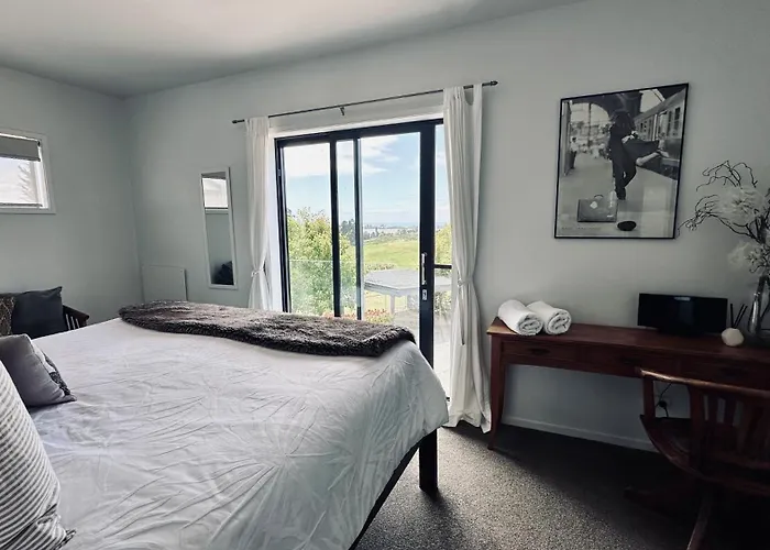 Tasman View Accommodation