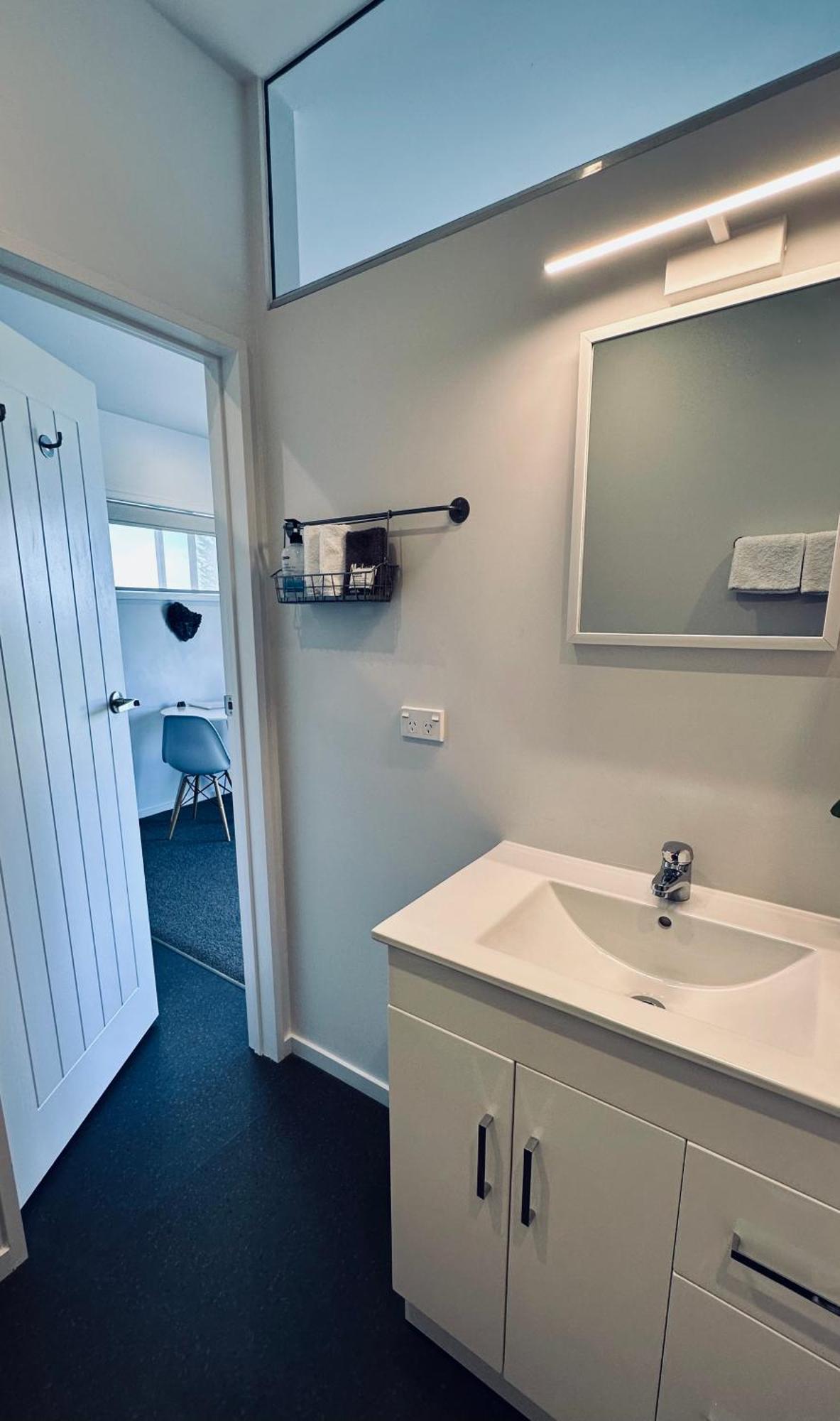 Tasman View Apartment